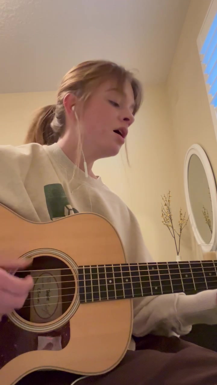 Cover of Ordinary by Alex Warren